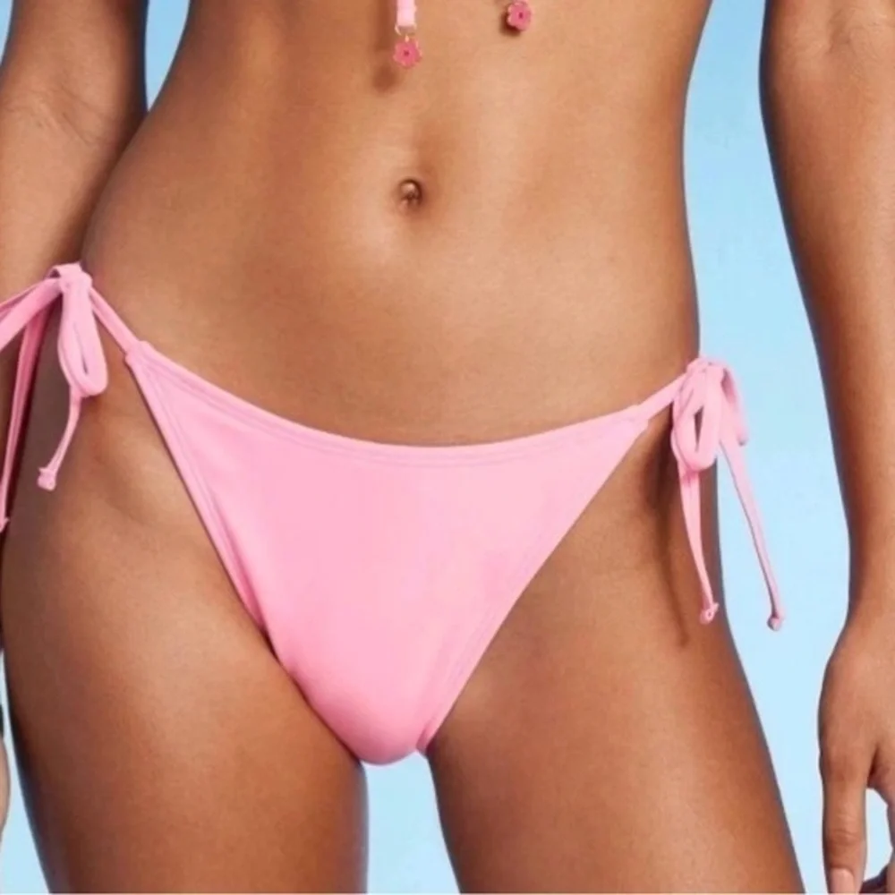 New Wild fable Women’s Bikini Bottoms Strong Tie Pink Cheeky Size Small NWT